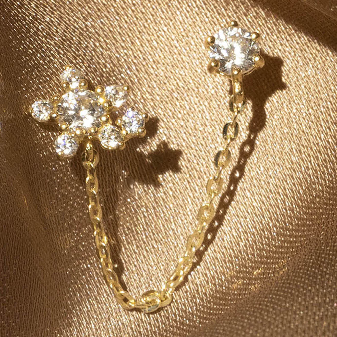 Instant d'Or Boucle d'oreille unitaire Duchesse or jaune
