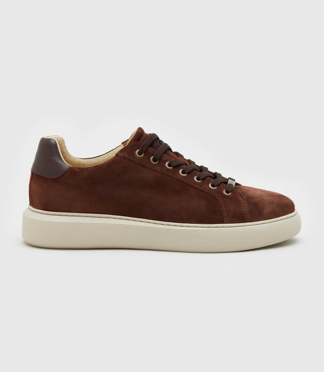 Sneakers en cuir marron 