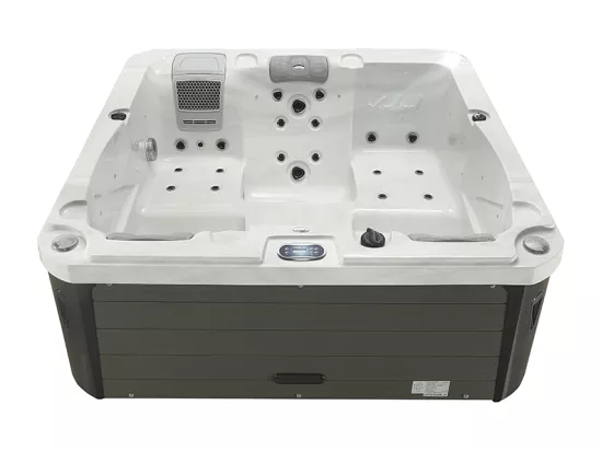 Spa Archipel® GR3 Relaxation : Spa Balboa® 3 places allongées 200 x 200 cm