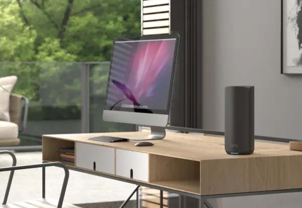 NETGEAR Orbi 870 Series RBE870B - Wi-Fi-system - (router) - op til 3000 sq.ft - mesh 10GbE, 2.5GbE, Wi-Fi 7 Multi-Band