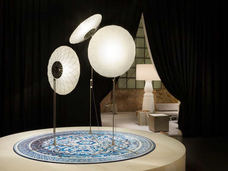 Moooi Carpets Delft Blue Plate vloerkleed 350