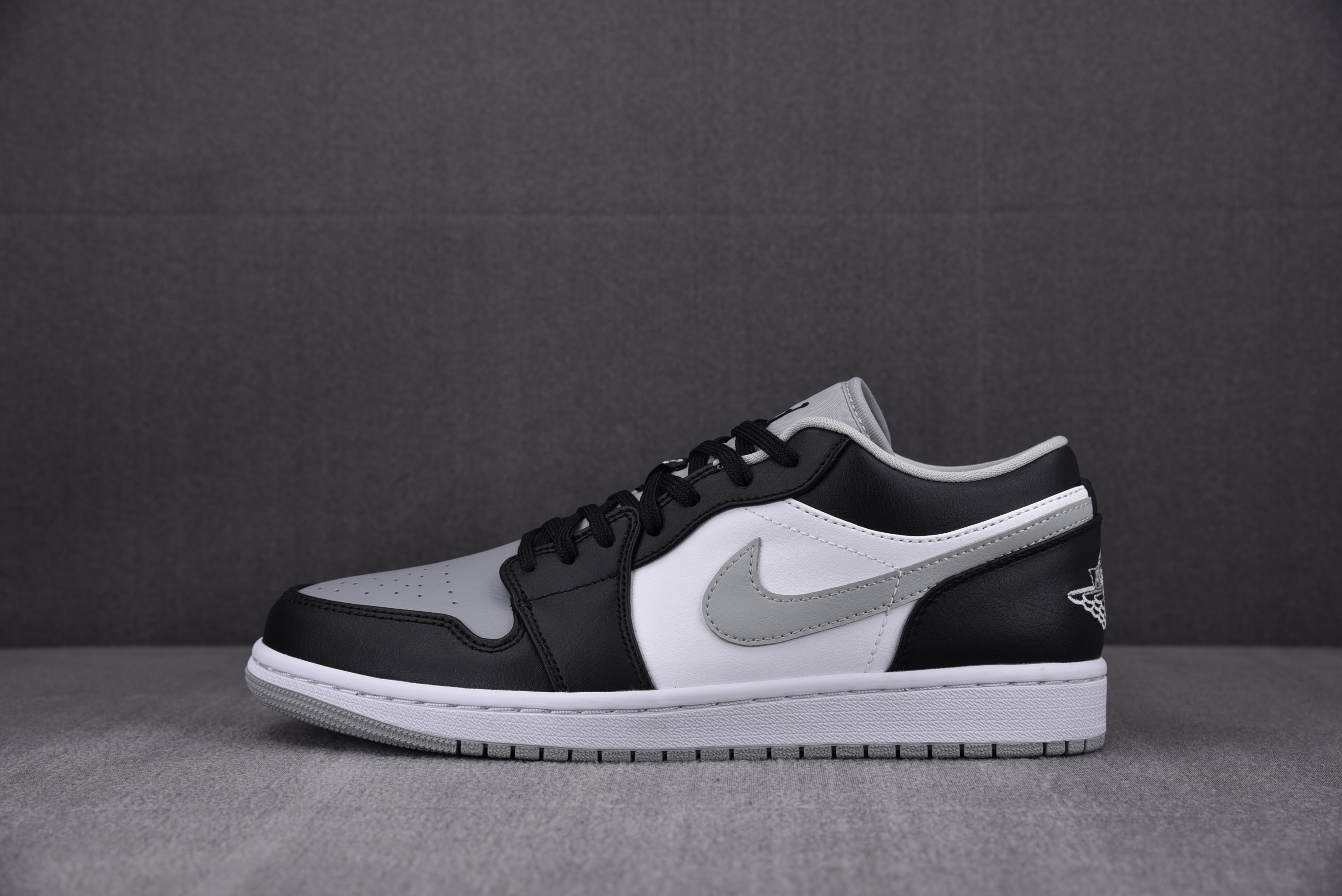 Jordan 1 Low Shadow