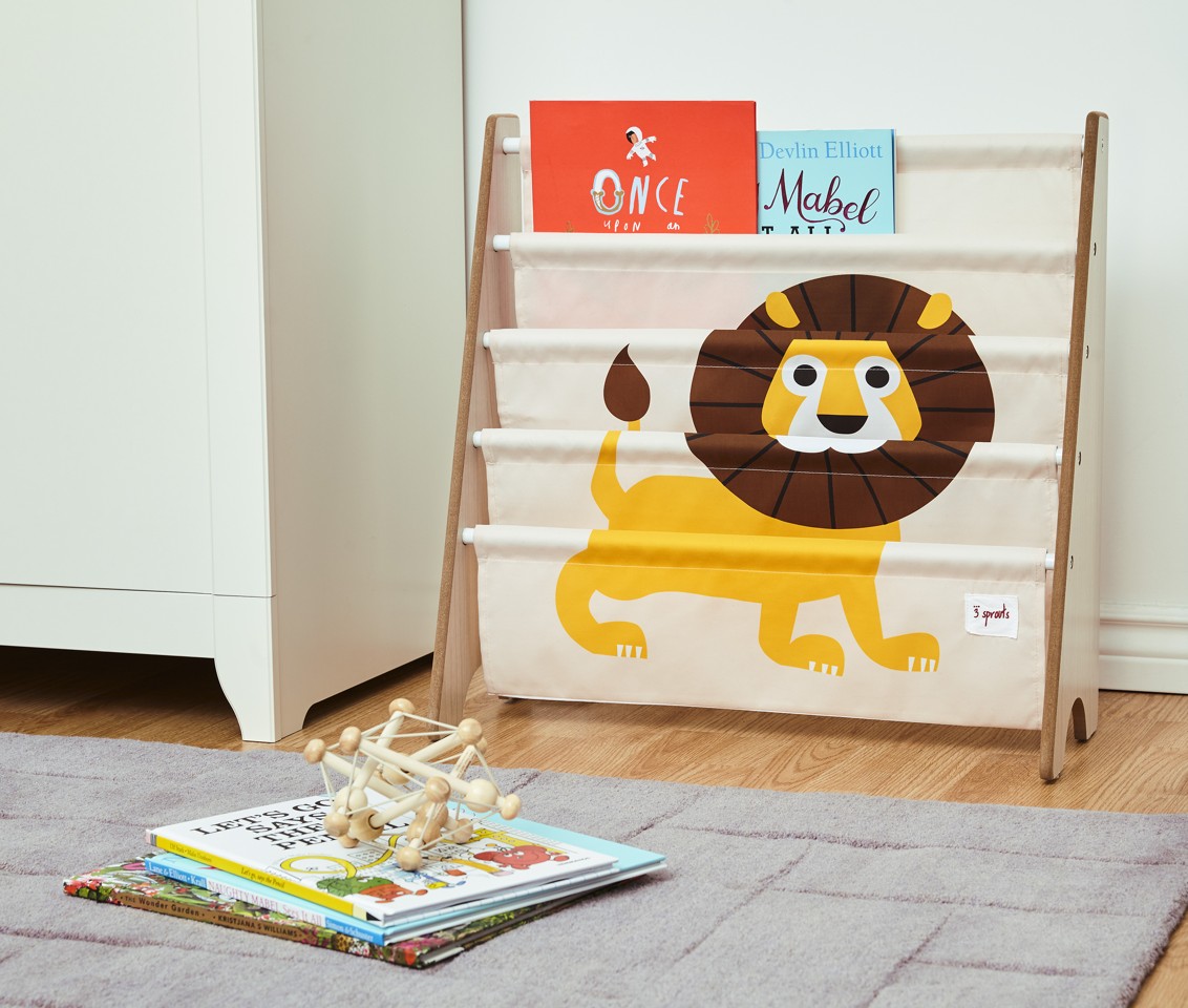 3 Sprouts - Bogreol - Yellow Lion
