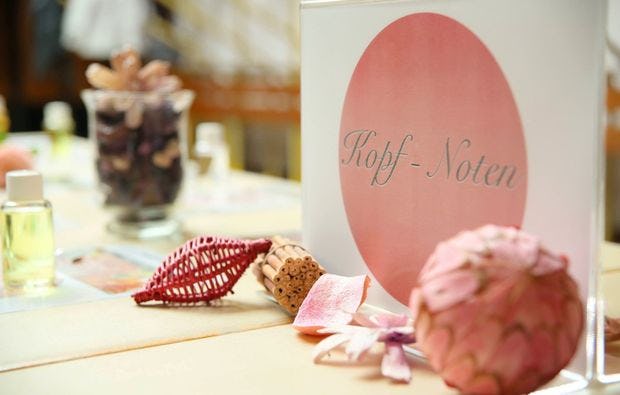 Parfum selber machen Dresden als Geschenk
