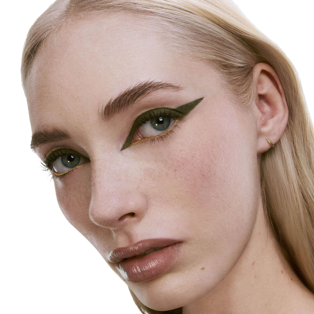 Yves Saint Laurent Lines Liberated Lápis de Olhos Resistente à Água