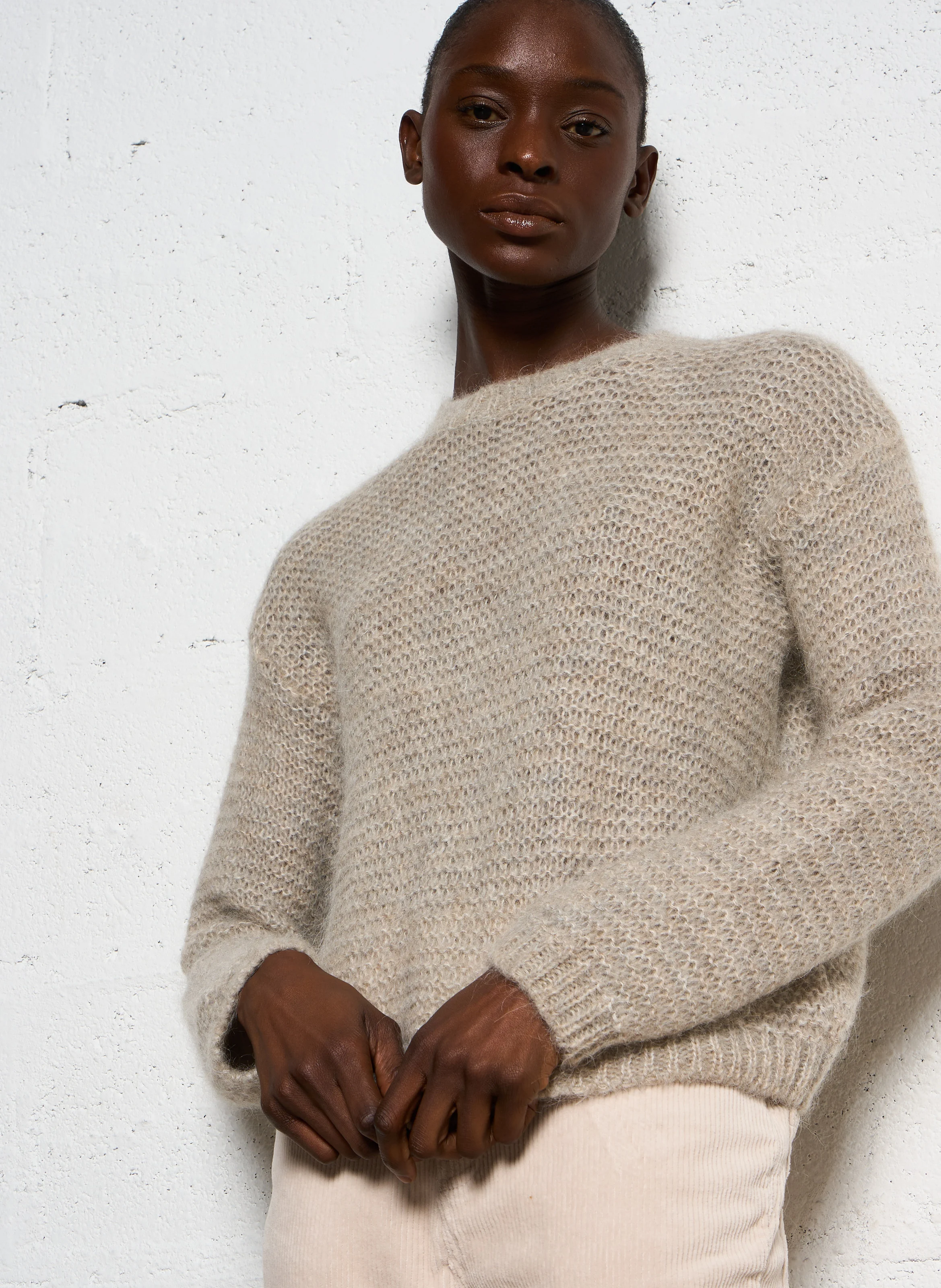 MOTANOU - Pull droit à col rond | Beige