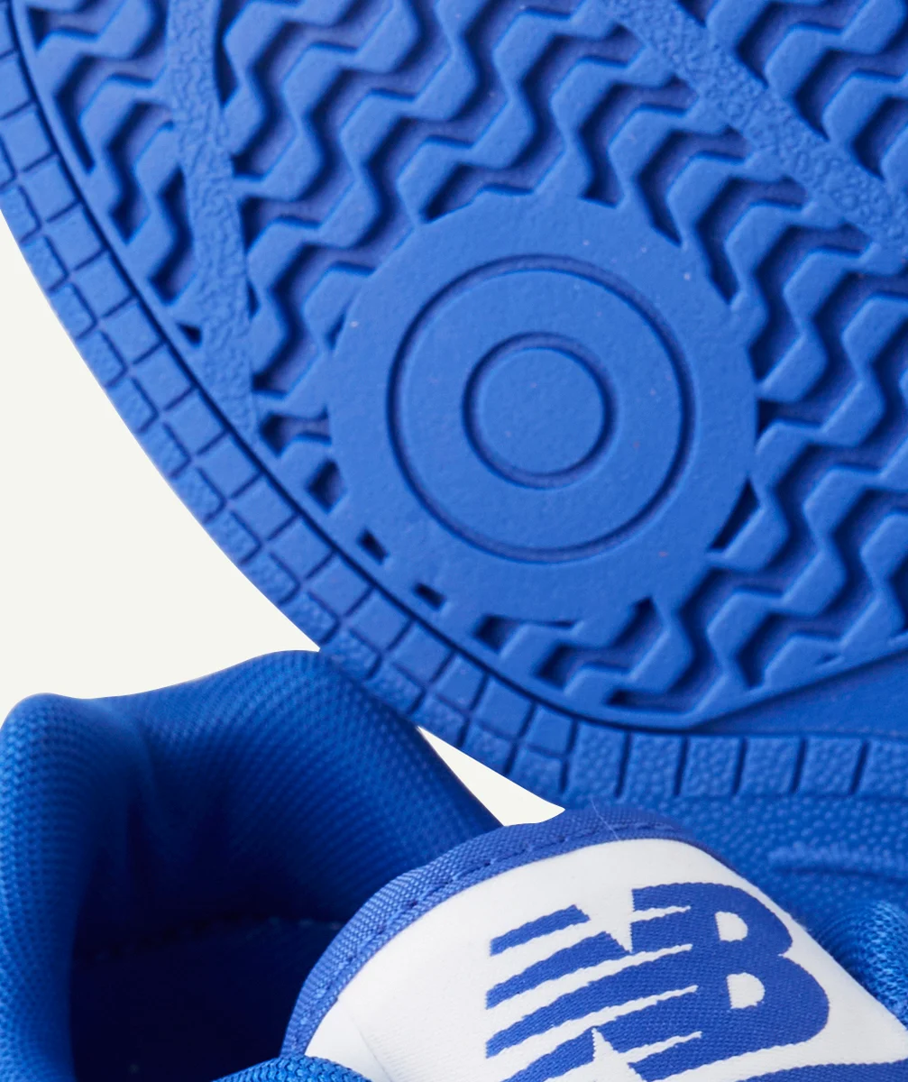 NEW BALANCEBASKETS À SCRATCH 480 GARÇON BLEU ET BLANC