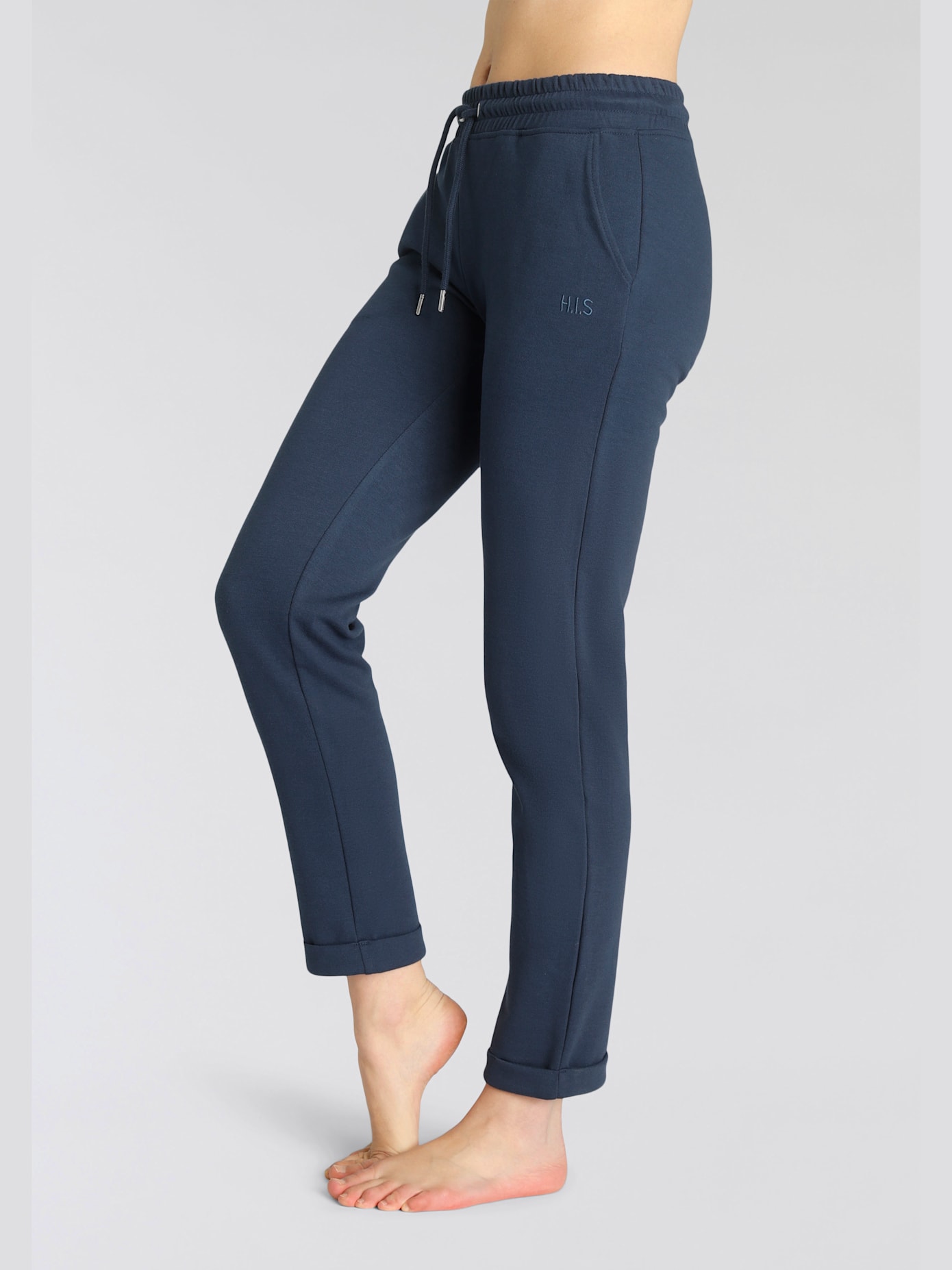 Pantalon basique avec petit logo brodé