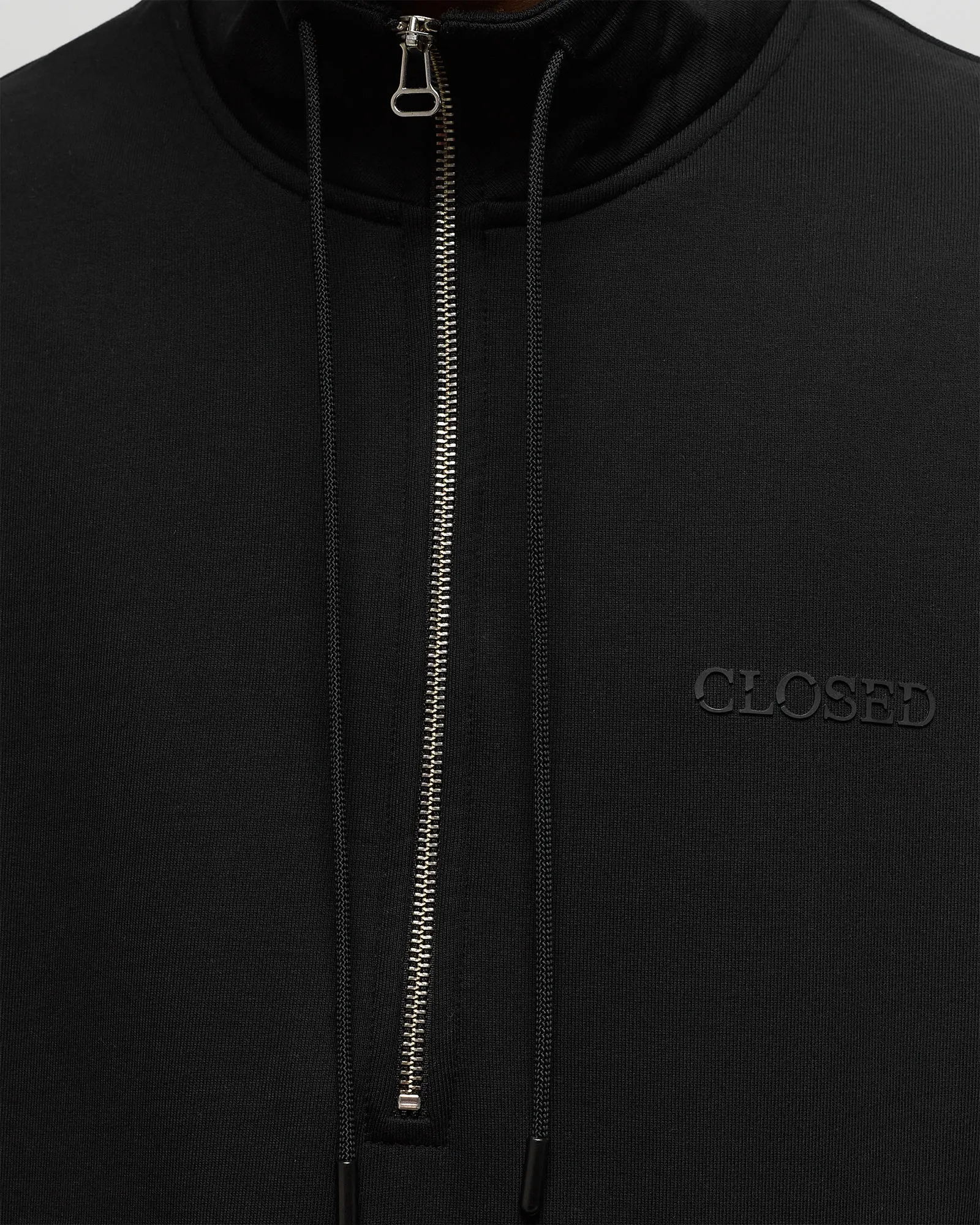 CLOSED HALF ZIP SWEAT