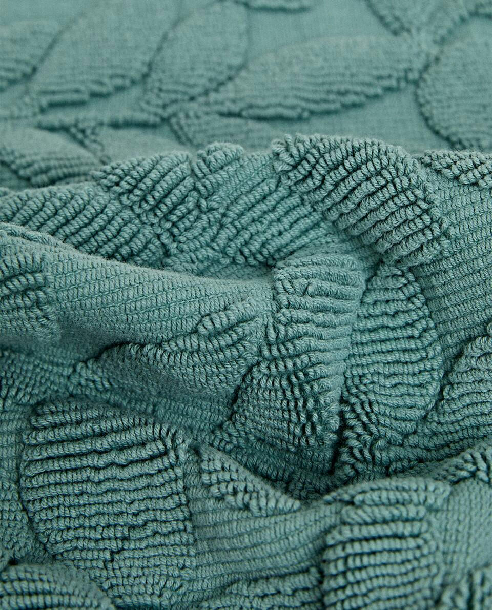 TAPETE DE BANHO JACQUARD COM ESTAMPA DE VEGETAIS