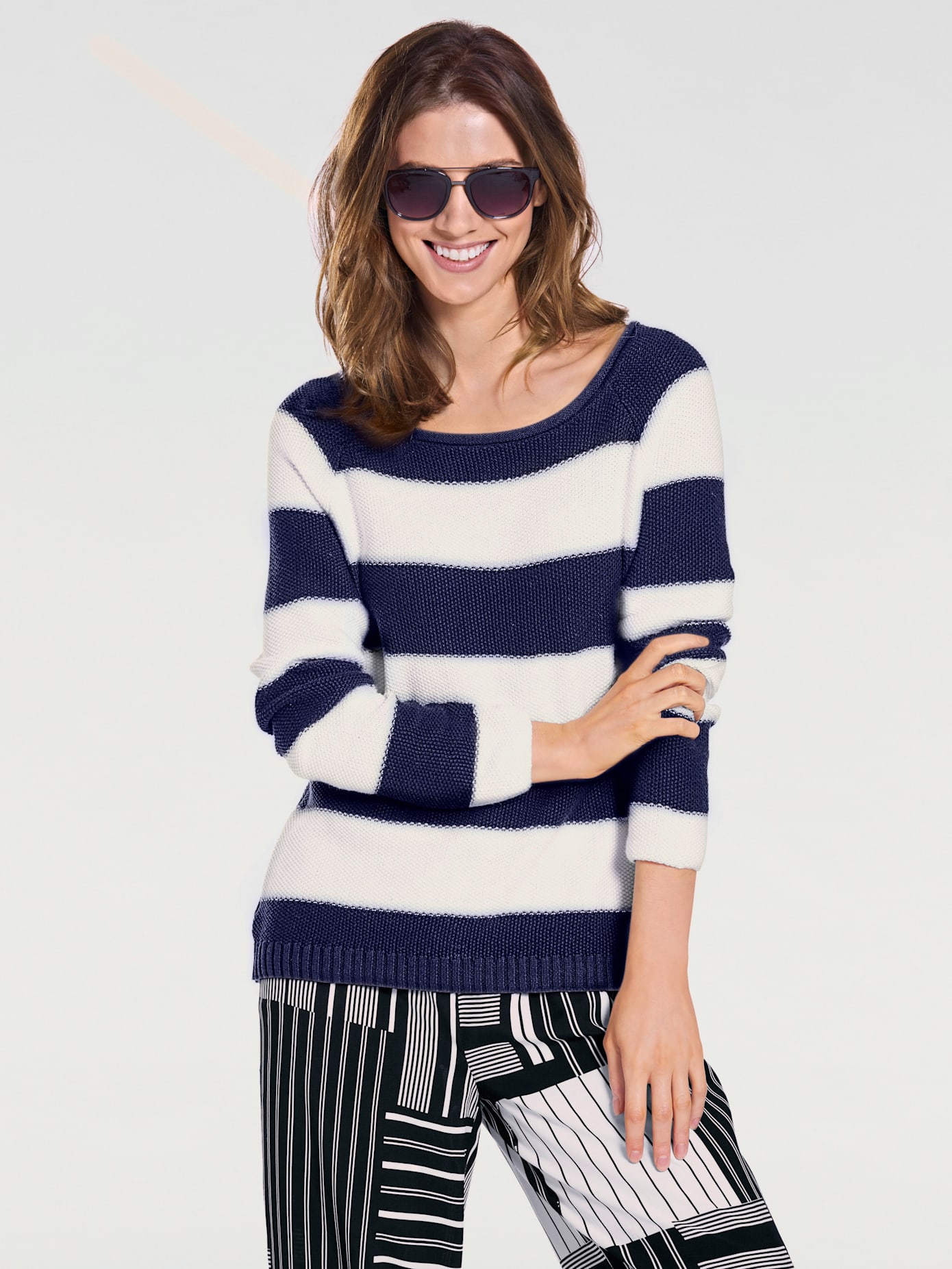 Pull col rond grosses rayures tendance avec glissière au dos