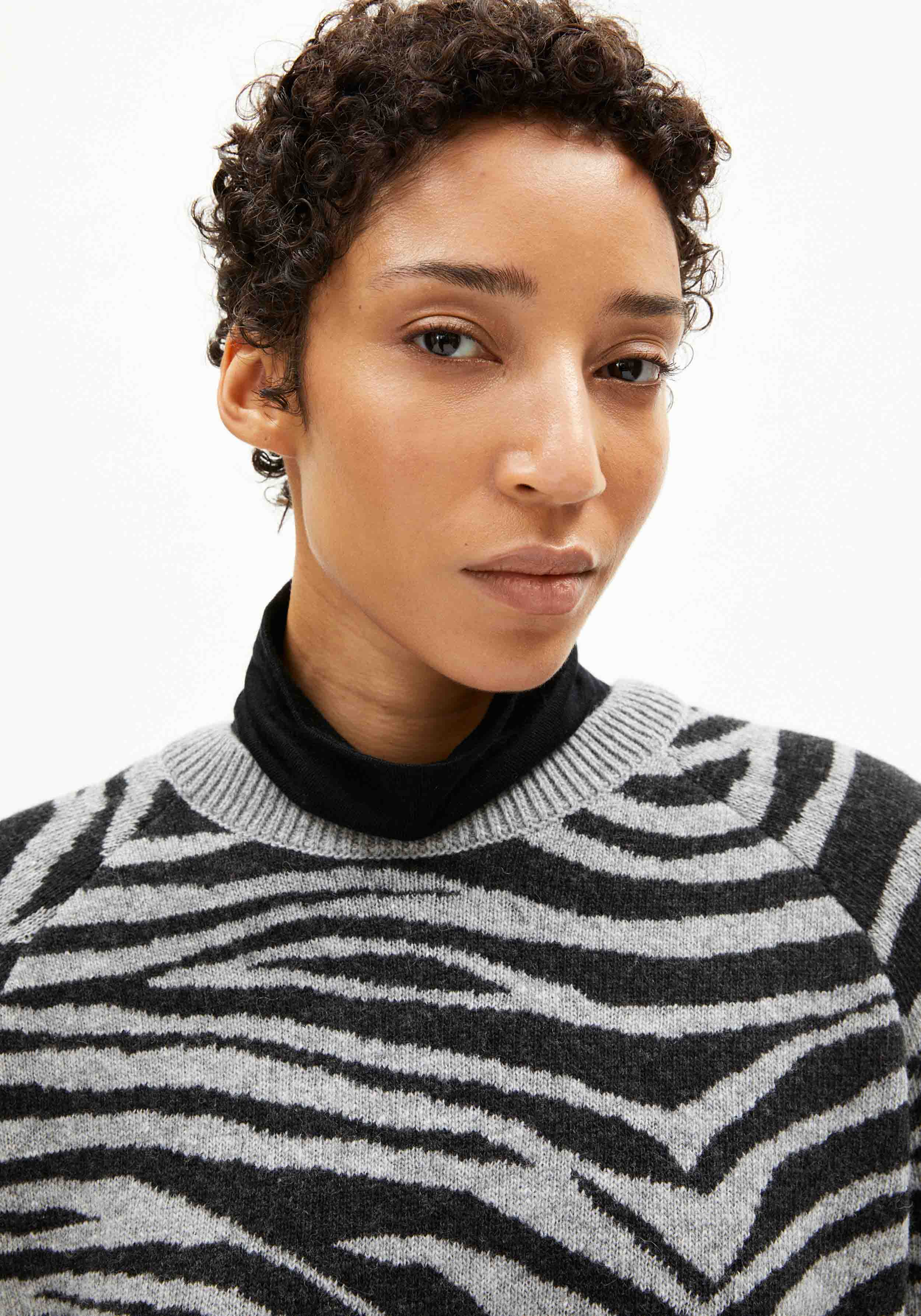 Armedangels Strickpullover Liliriaa Zebraraa Silver Melange-Steel Melange