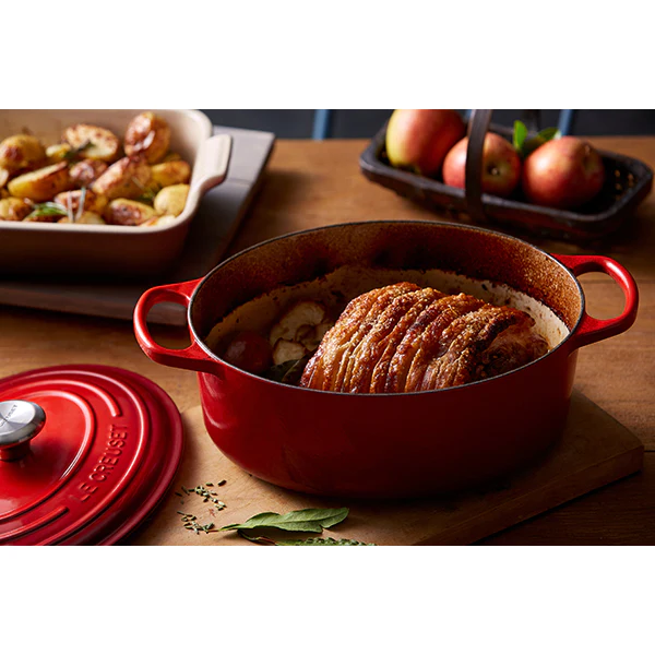 Cocotte fonte ovale cerise 31 cm Le Creuset