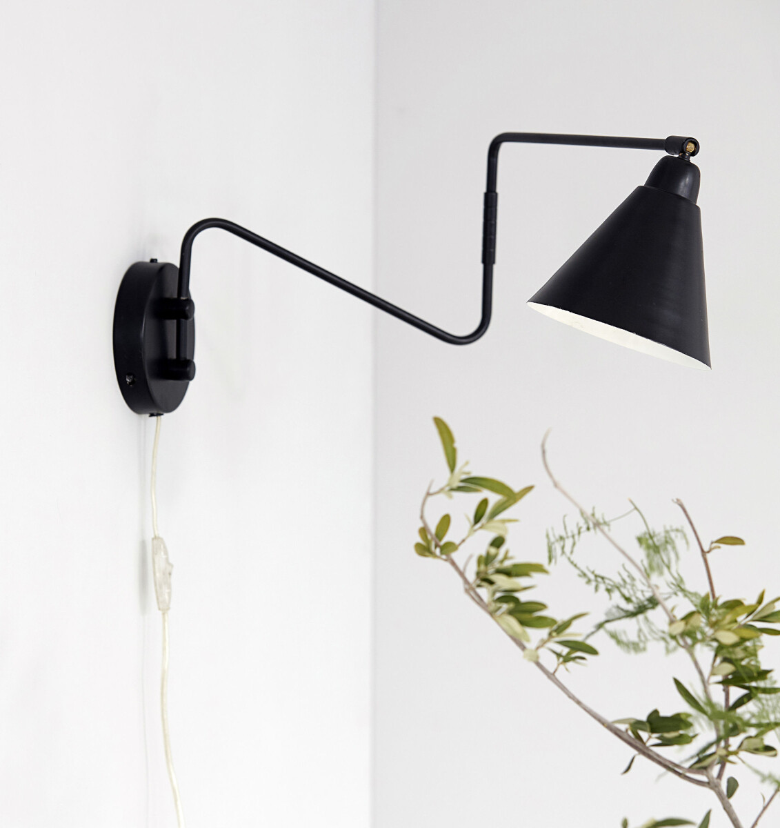 House Doctor - Væglampe - Game - Sort - L 70 CM