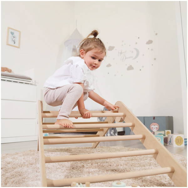 babybaybabybay   Kletterdreieck Littlefoot natur lackiert