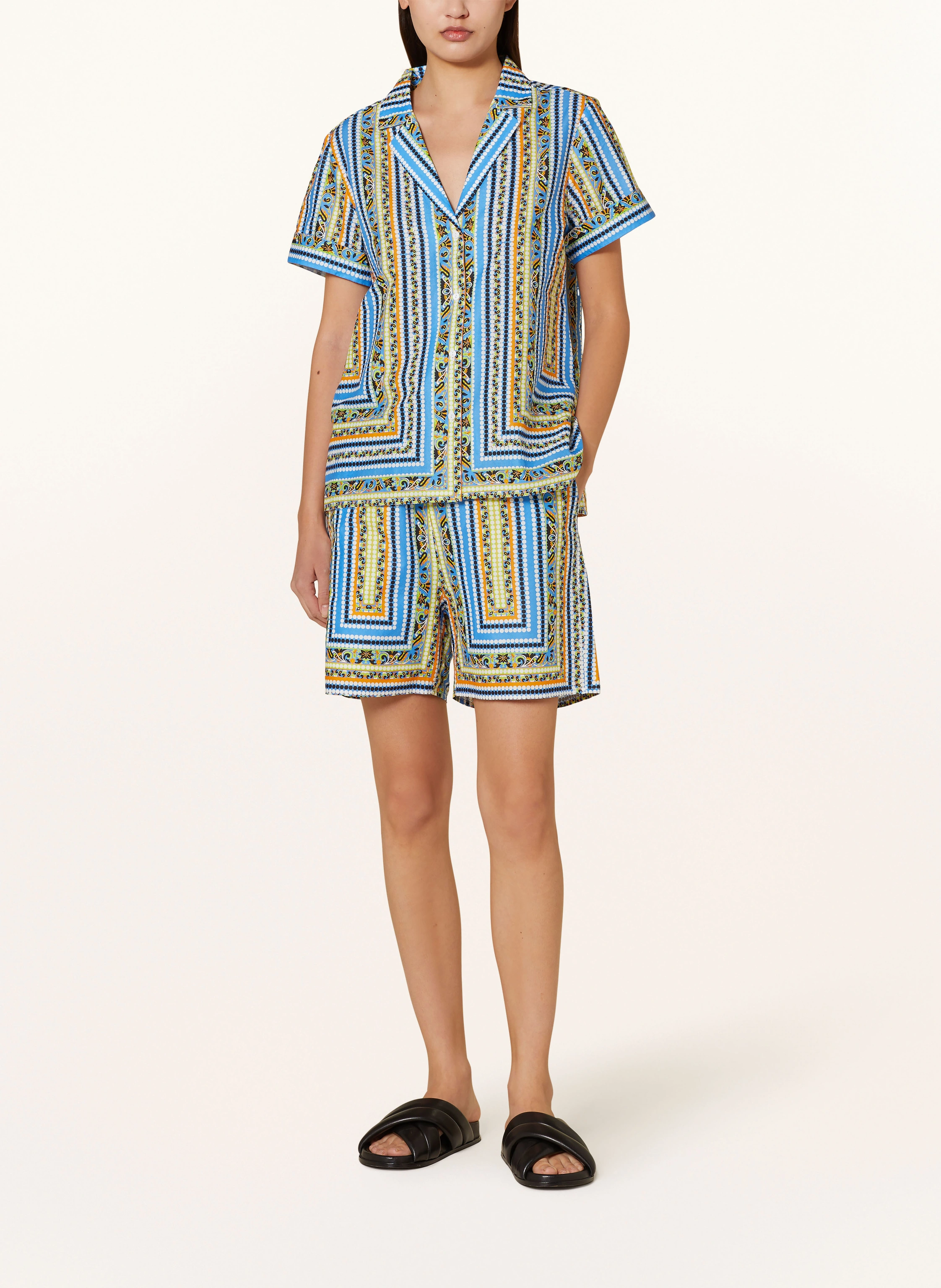MRS & HUGS Shorts