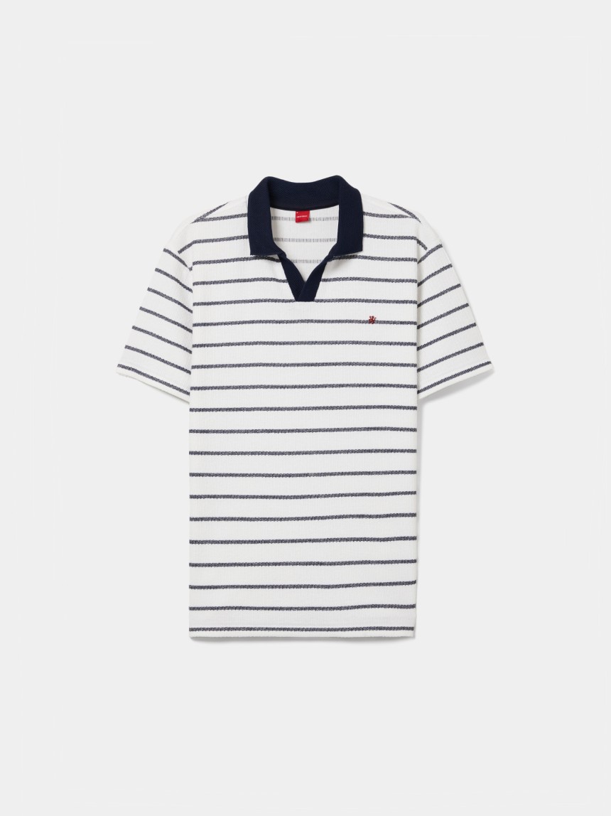 Polo de manga curta às riscas