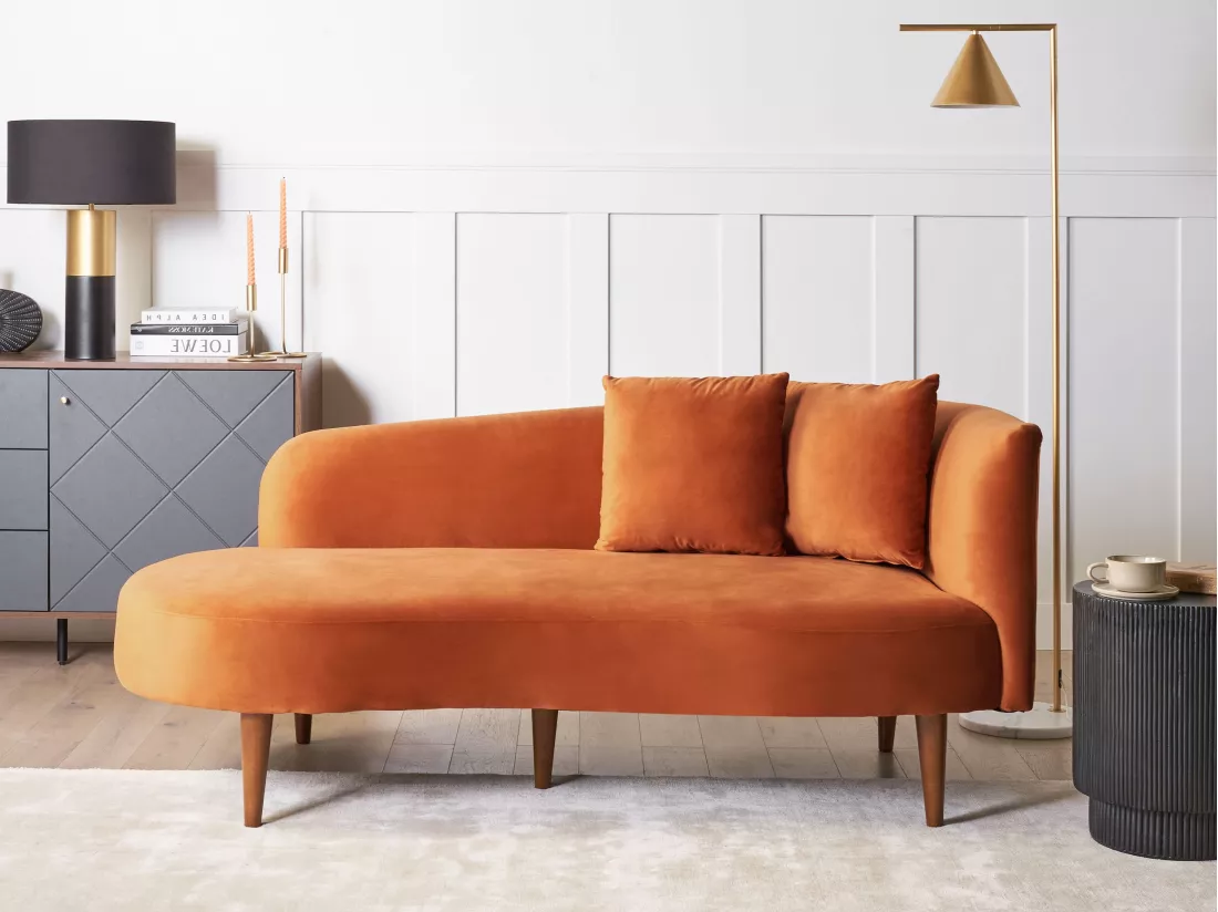 Chaise longue côté droit en velours orange CHAUMONT