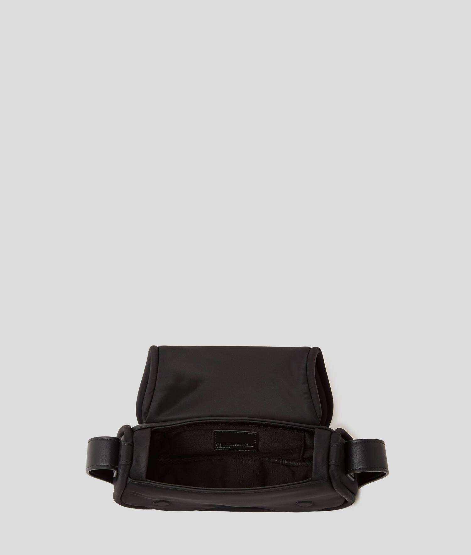 SAC BANDOULIÈRE EN NYLON LUNETTES DE SOLEIL KLJ