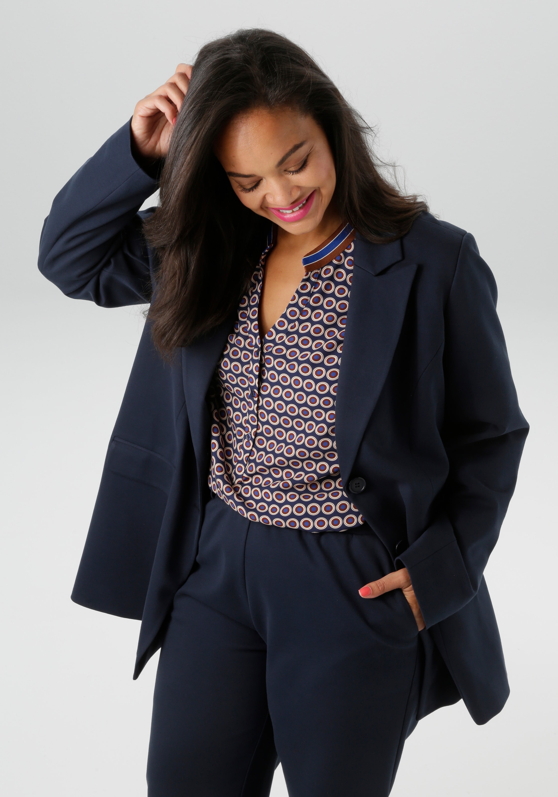 Aniston PLUS Jerseyblazer aus super bequemer elastischer Qualität