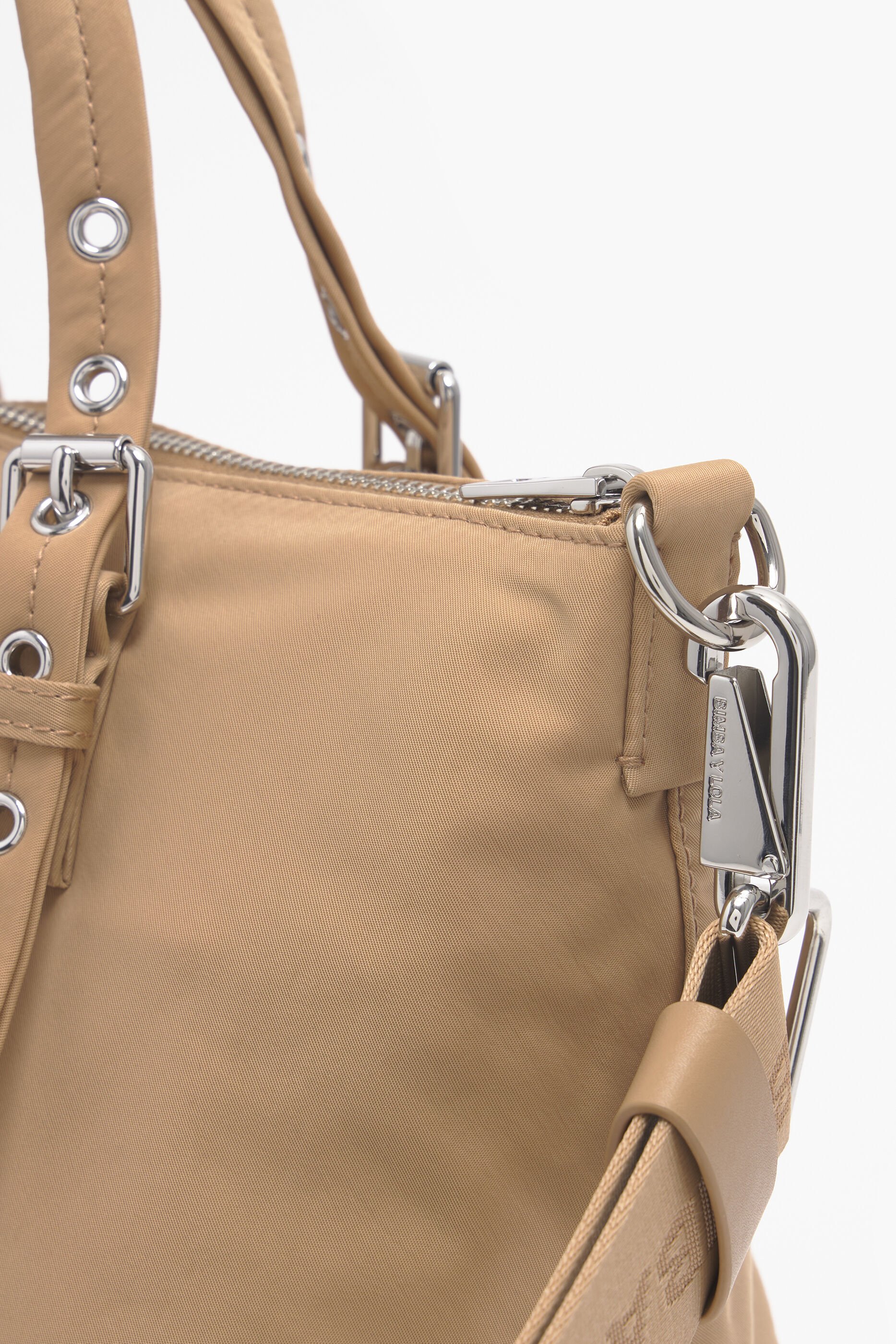 Bolsa tote M em nylon bege