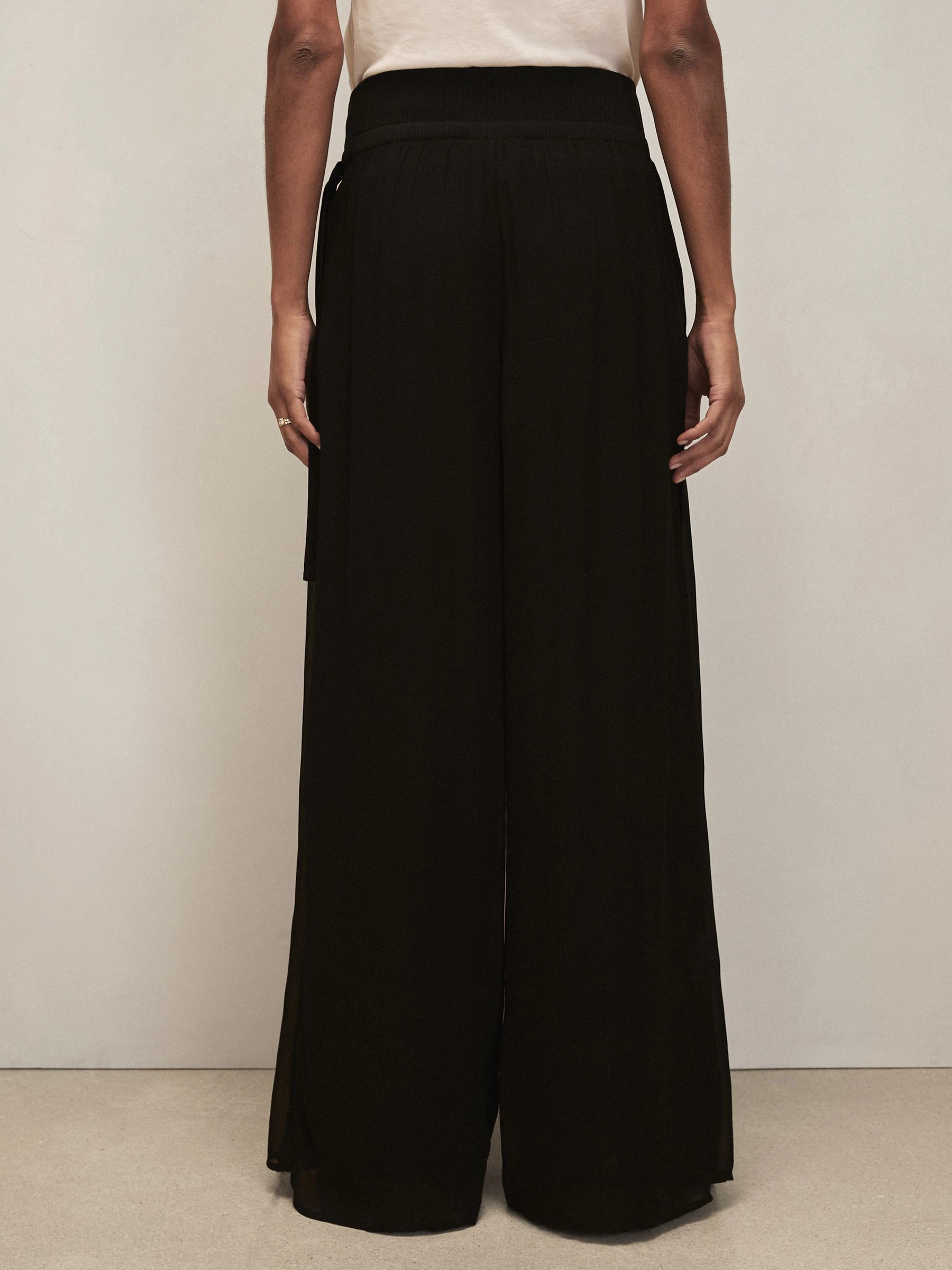 Zwart - Reiss Lucyle Reiss | Royal Ballet Chiffon Trousers