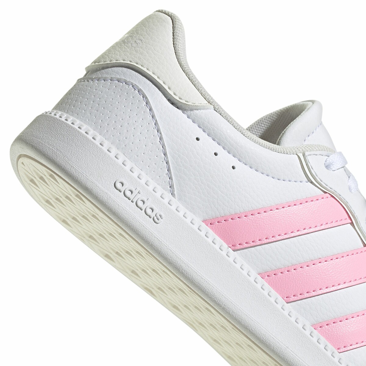 ADIDAS ROUPAS ESPORTIVAS<br>Tênis Breaknet Elegante
