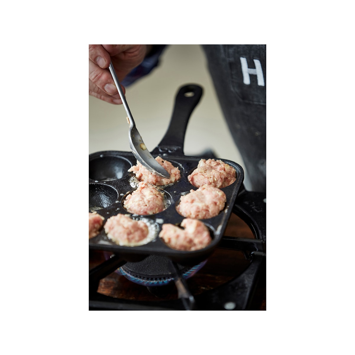 HOLM Pancake puffs pan 33 x 19 x 4,6 cm Black