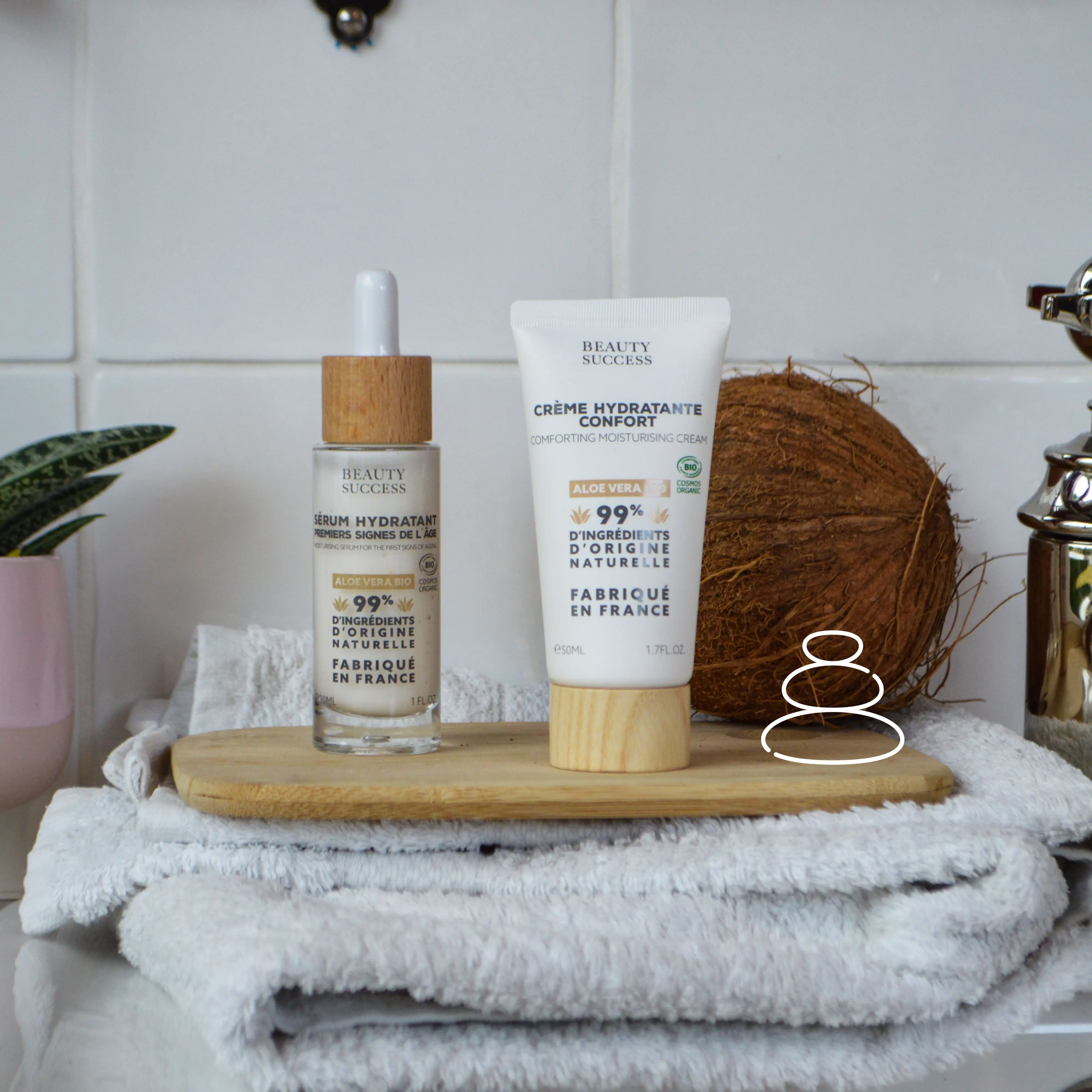 Beauty Success - Sérum Hydratant Premiers Signes de l'Âge Certifié BIO- slider-visage02