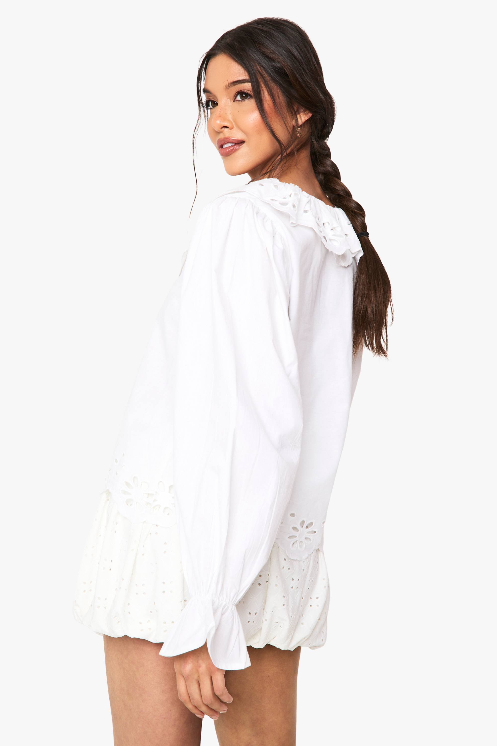boohoo Blouse brodée Cutwork à nouer à l’avant