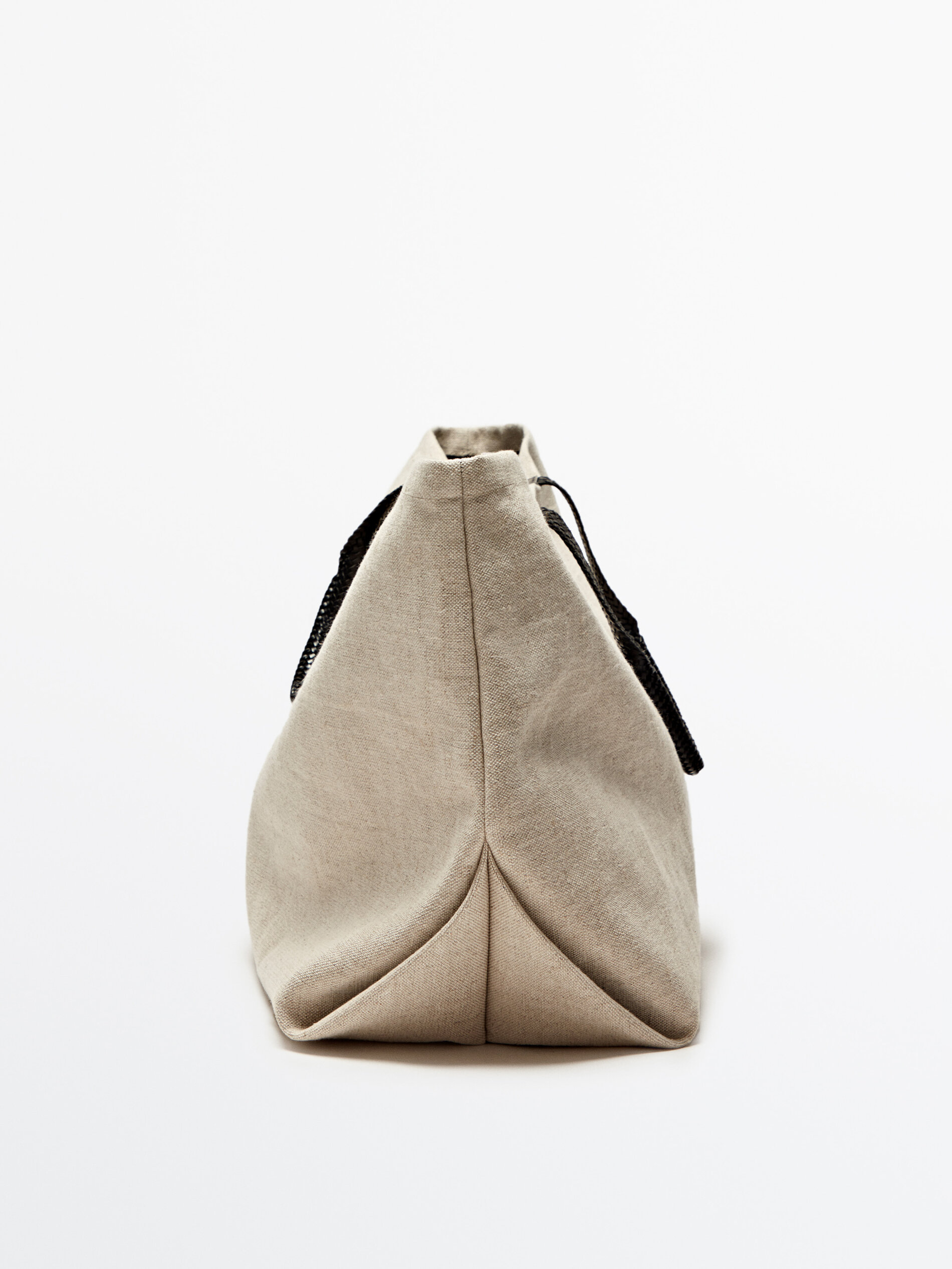 Bolsa maxi shopper com detalhes em couro trançado - BEGE