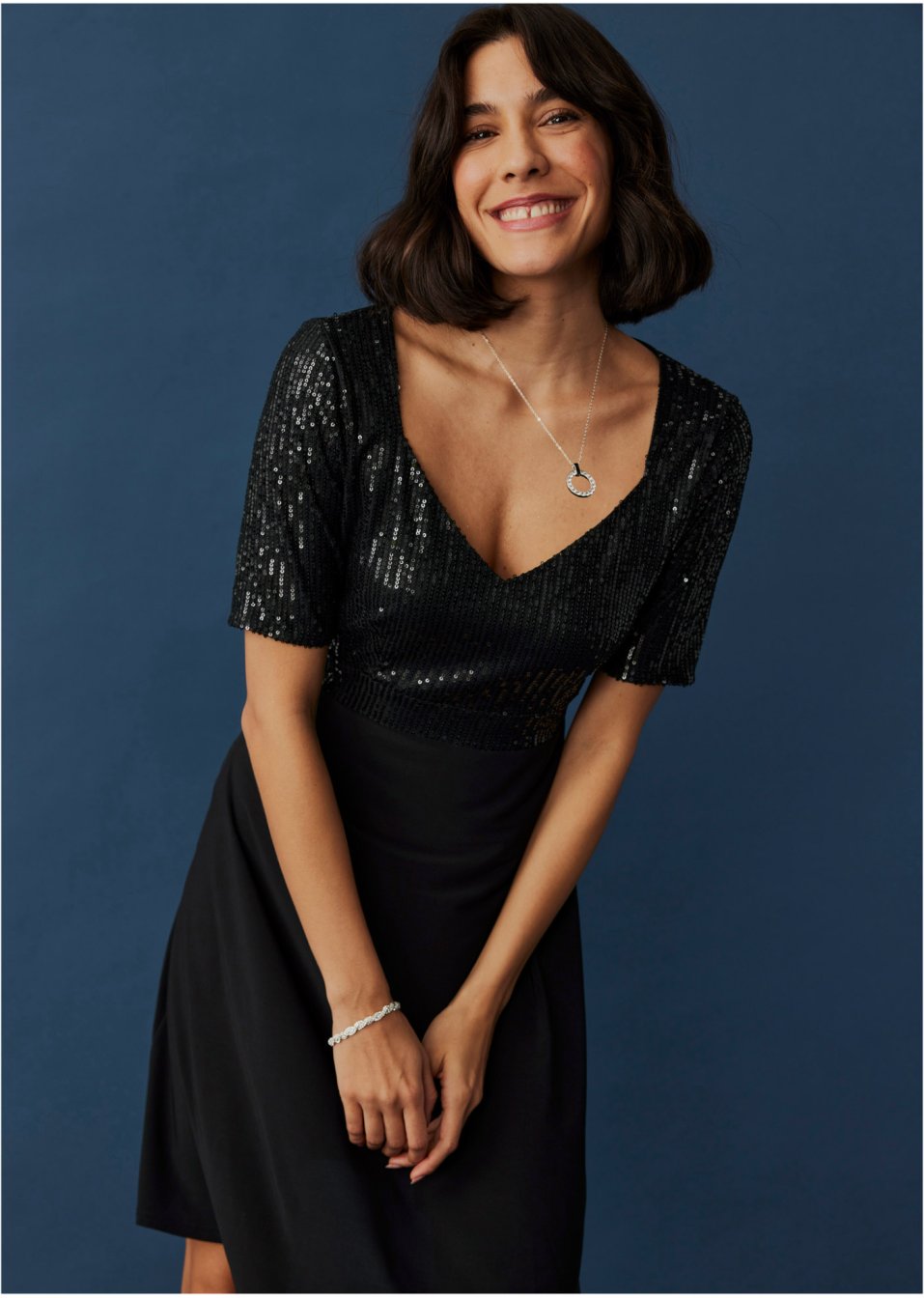 Robe avec empiècement sequins