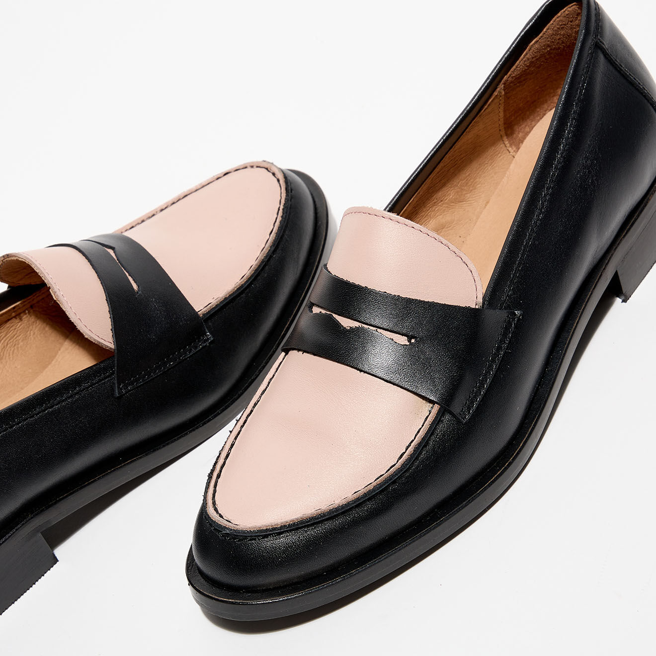 Apologie Mocassins en Cuir Juliette noir/rose pâle