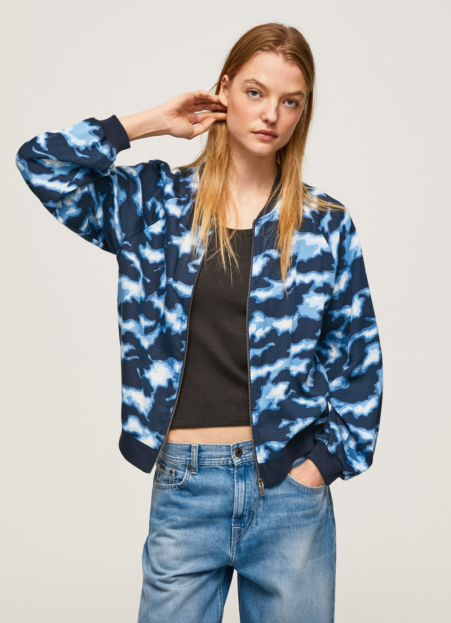 JAQUETA BOMBER CAMUFLADA - multicolorida