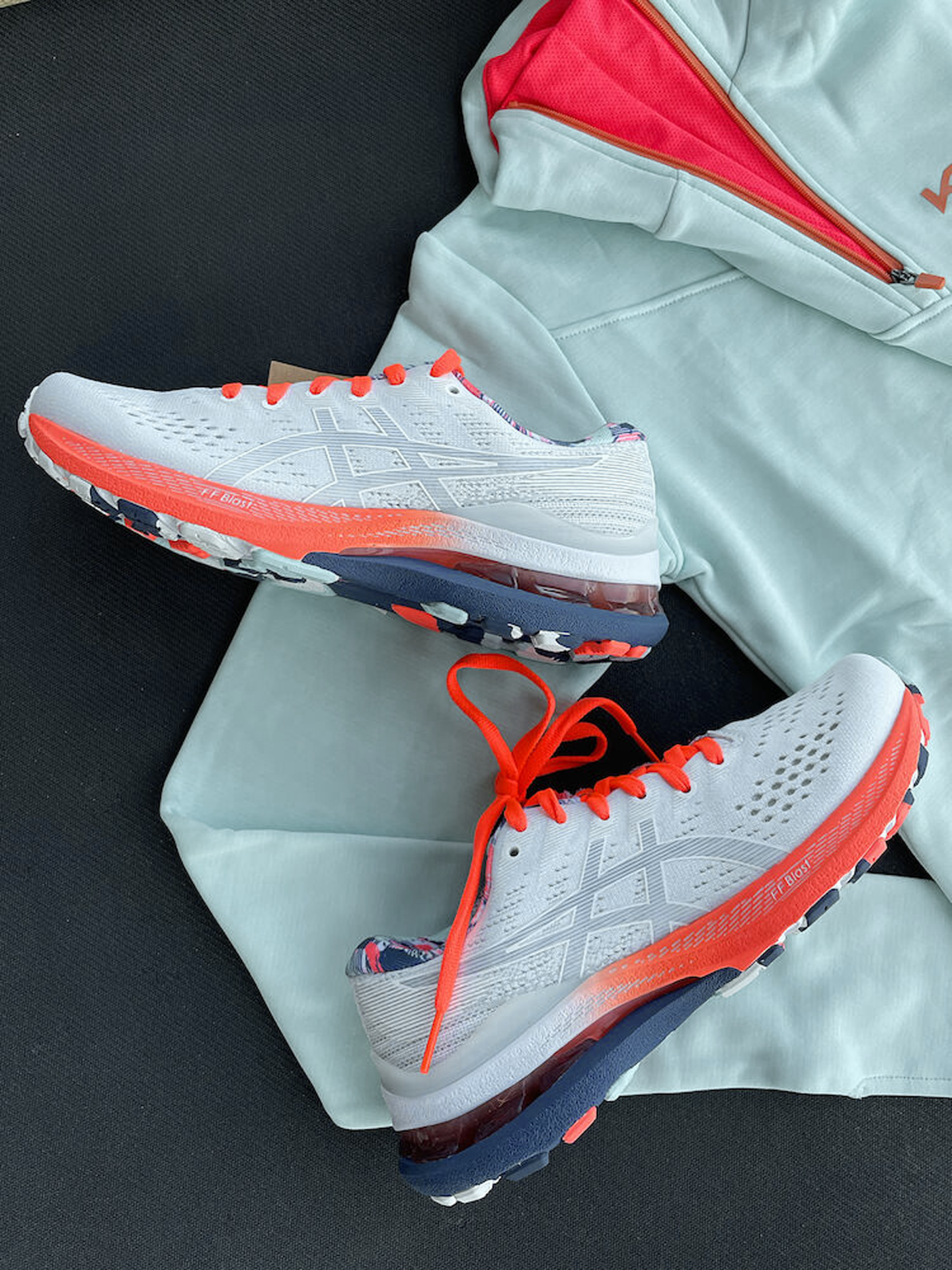 Gel-Kayano 28