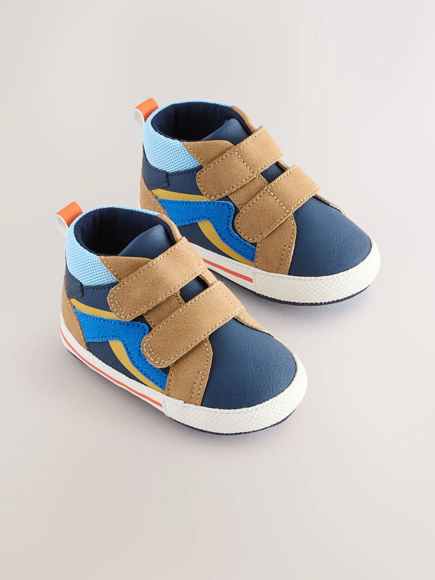 Blauw - Babysneakers met klittenbandsluiting (0-2mnd)