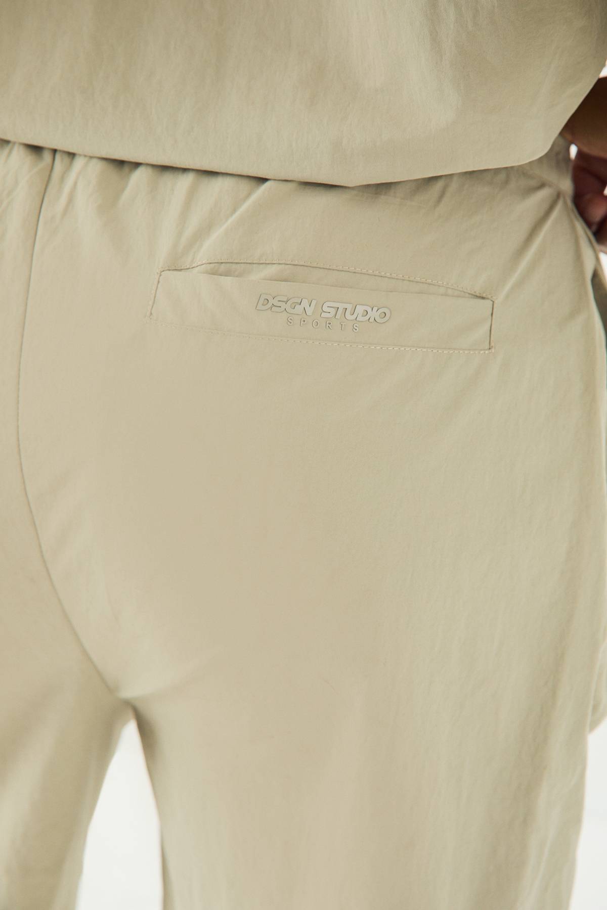 Pantalon Droit Sport en Nylon DSGN Studio