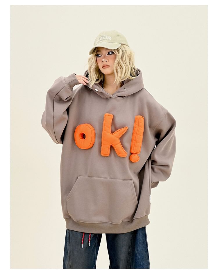 Iduna - Oversized hoodie met letters