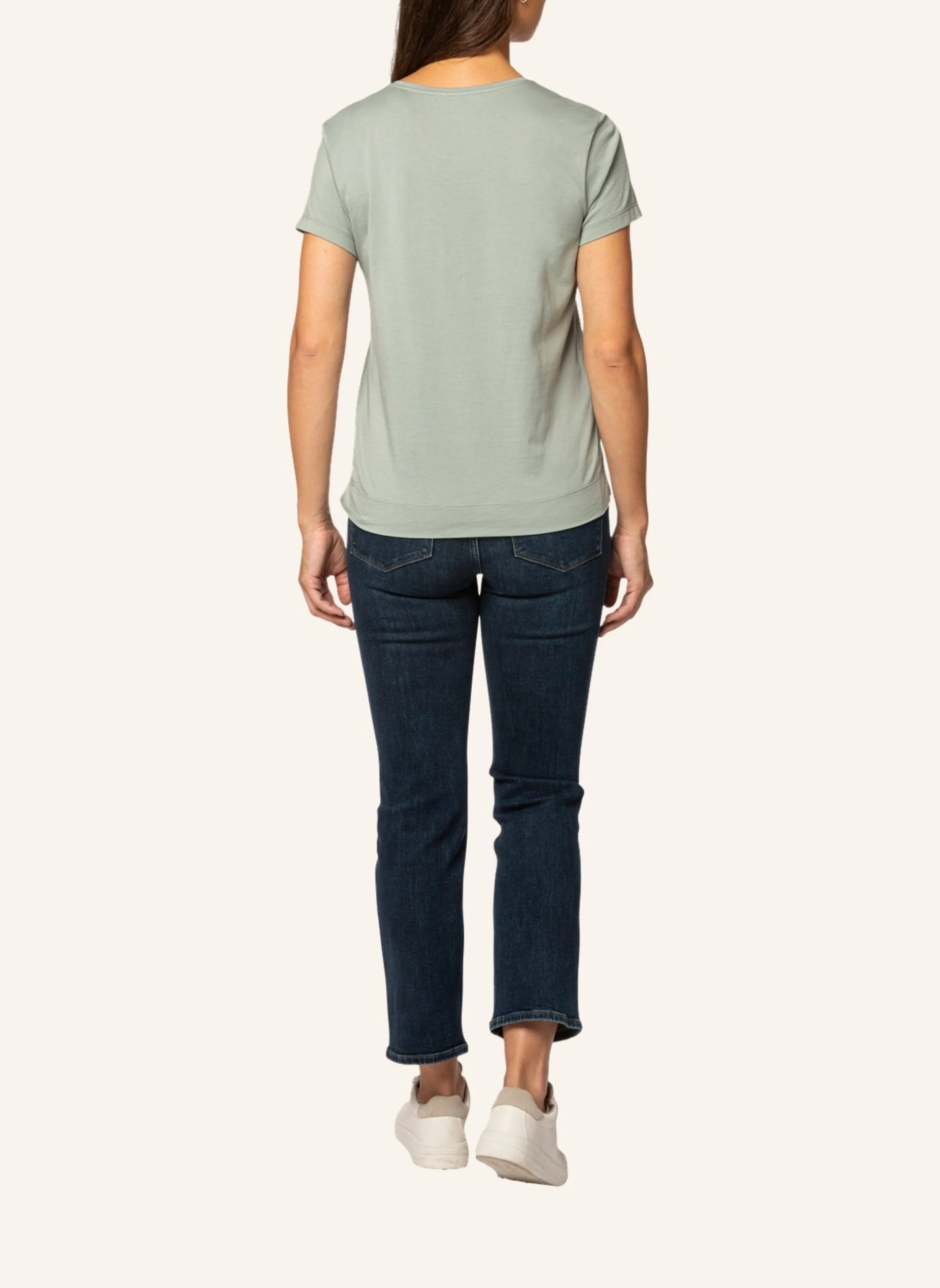 TRUSTED HANDWORK Round Neck 1/2-Sleeve T-Shirt