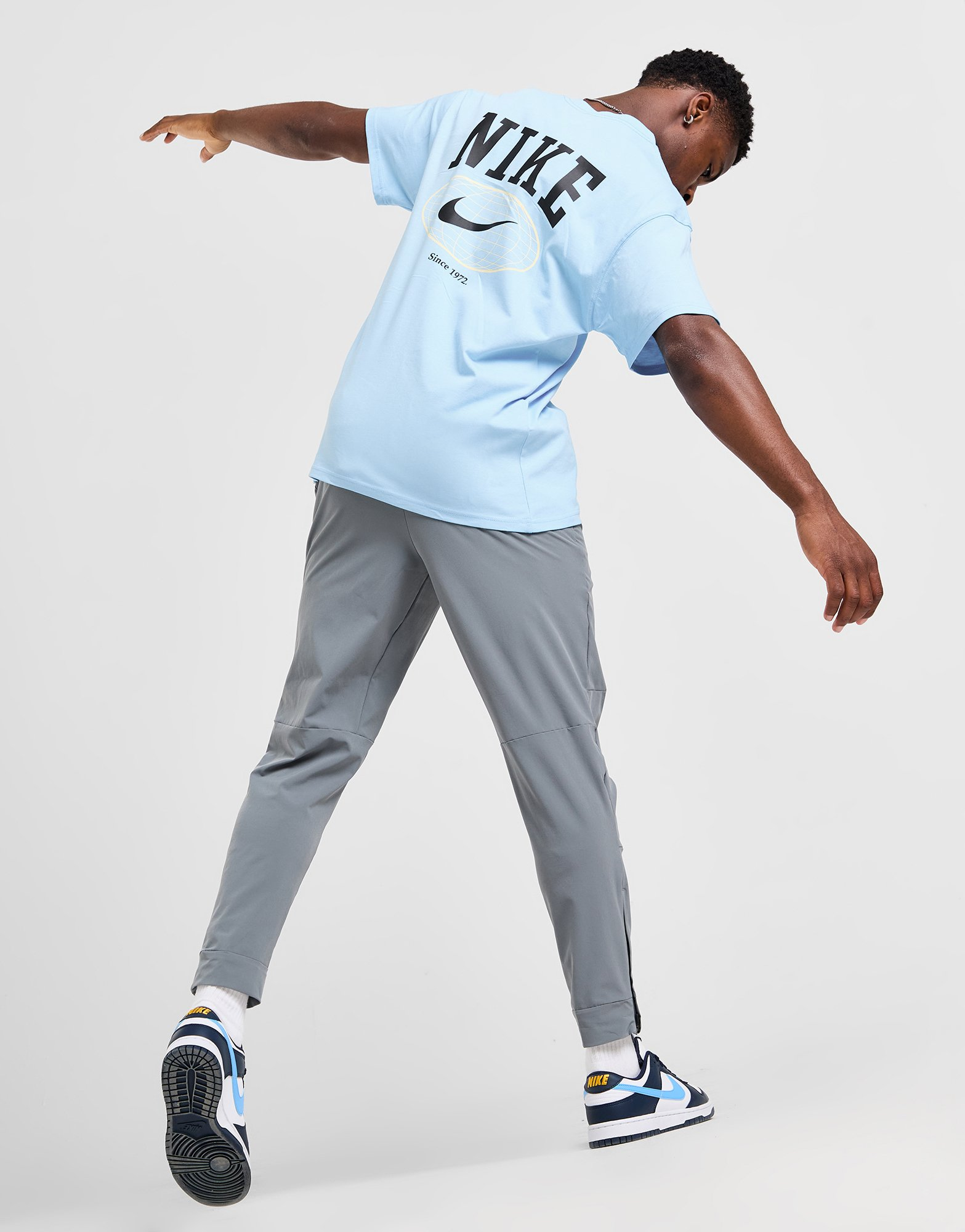 Nike T-shirt Globe Homme
