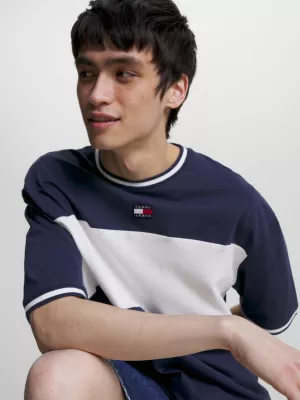 Camiseta skatista oversized com painel de tela