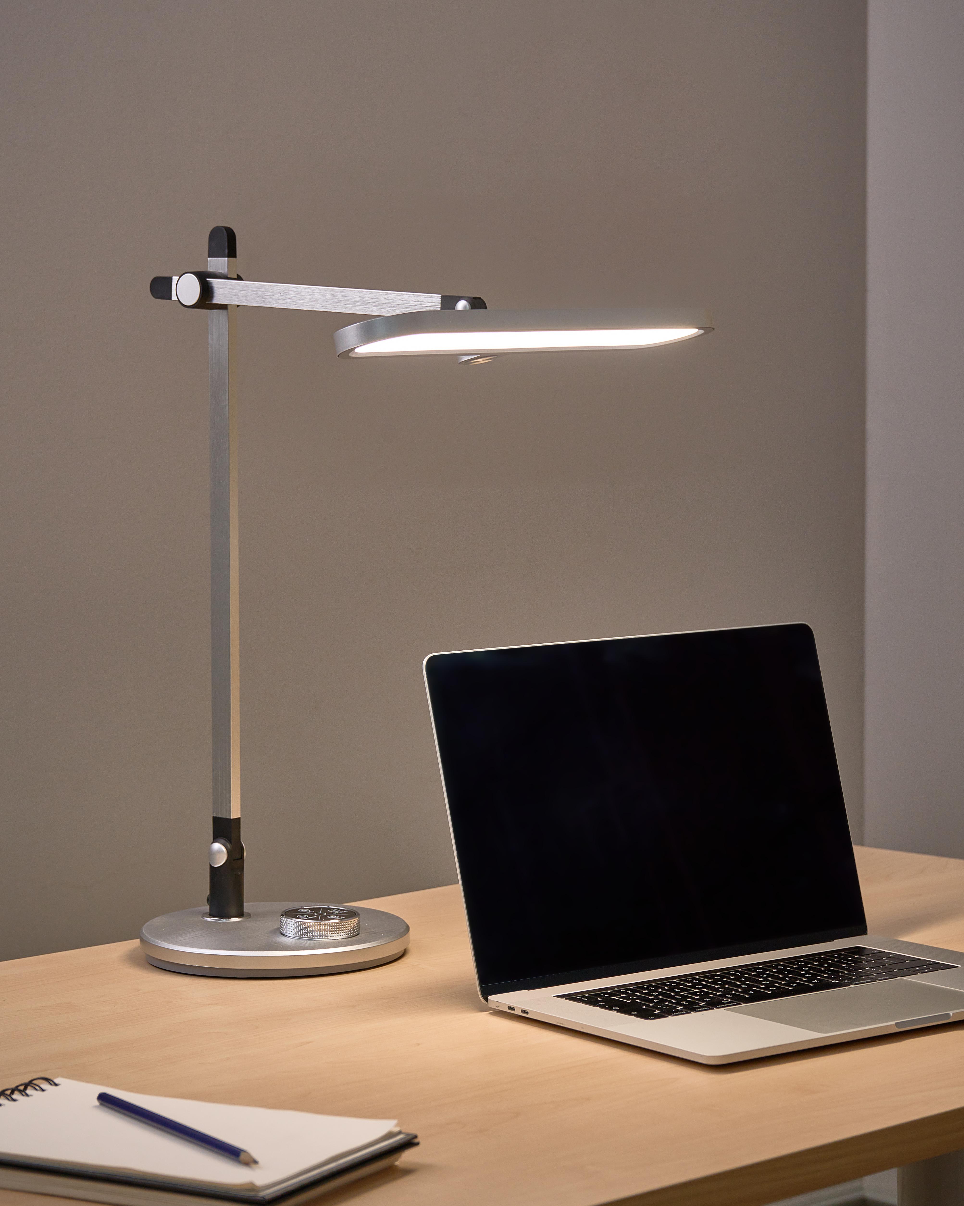 LED bureaulamp HYDRUS met dimmer Zilver