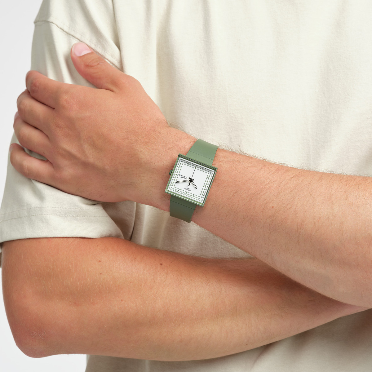 Montre SWATCH Square bioceramic What if green? homme bracelet matériau biosourcé vert