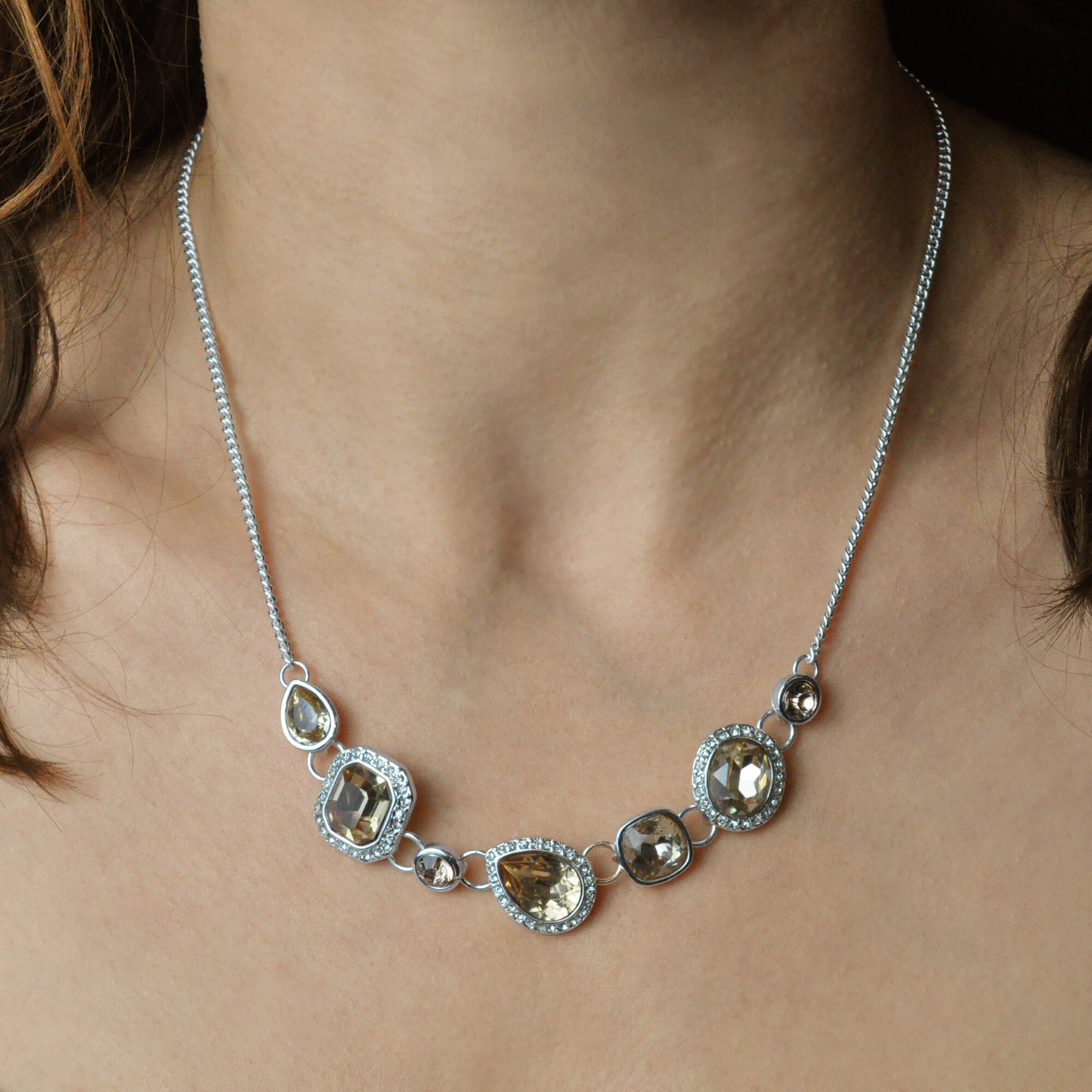 Steuer Modeschmuck Collierkette Metall Collier silberfarben mit Kristallzierde champagner