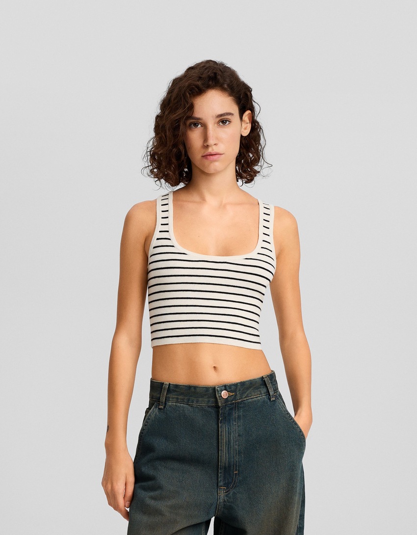 Top cropped de tricô listrado com alças finas