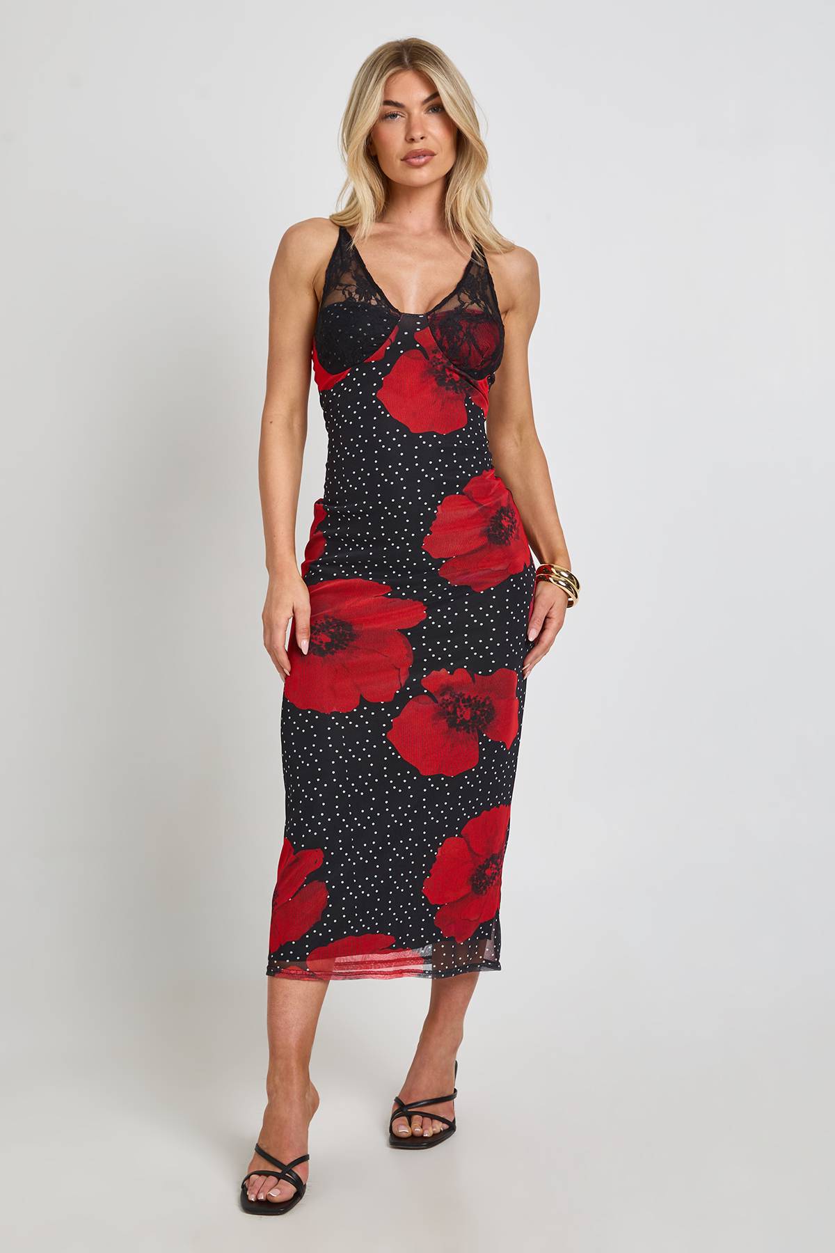 boohoo Robe Moulante À Pois Et Imprimé Floral Avec Détail De Bonnets En Dentelle