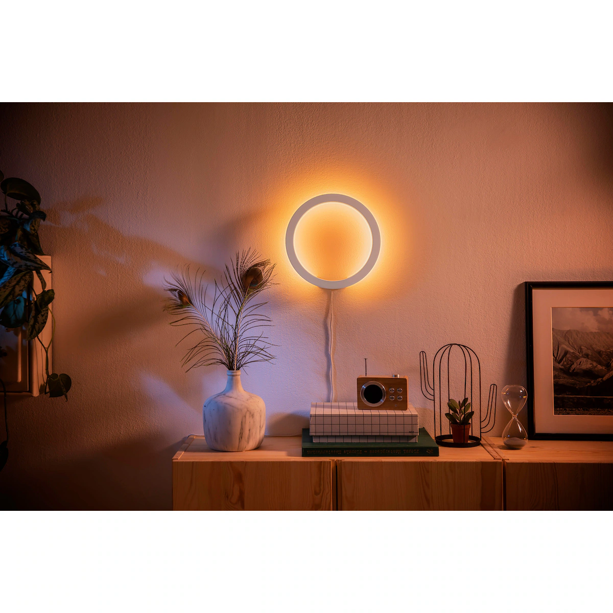 Philips Hue Sana vegglampe 20W 24V (hvit)