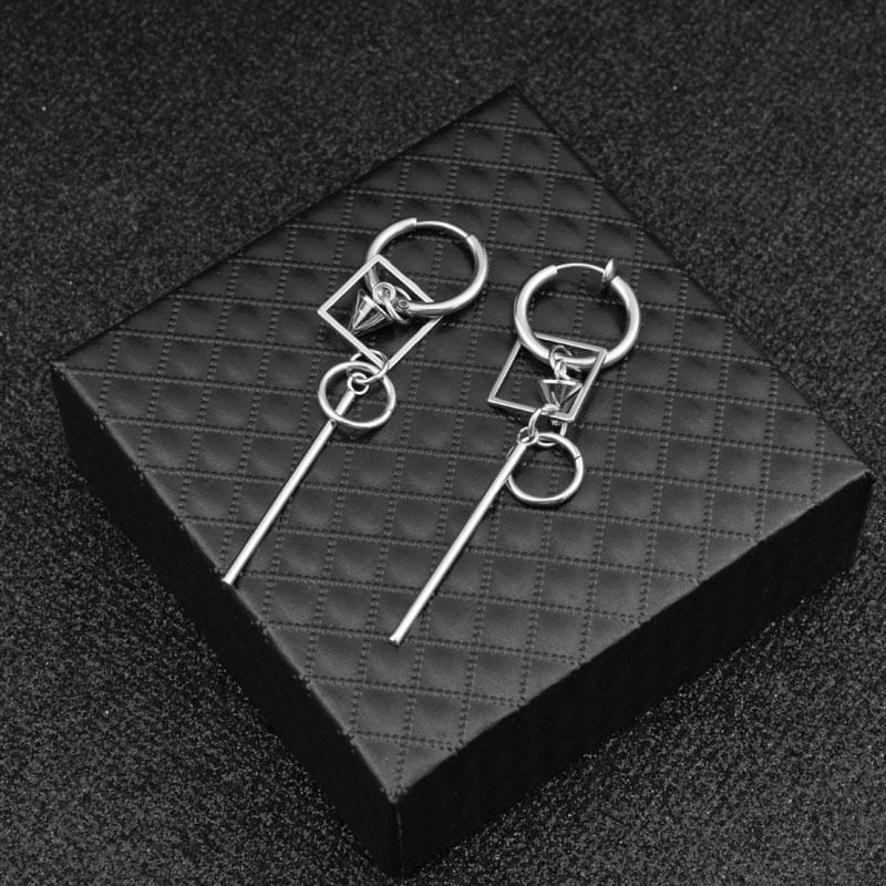 Juanitro - Geometrische oorbel / clip-on oorbel