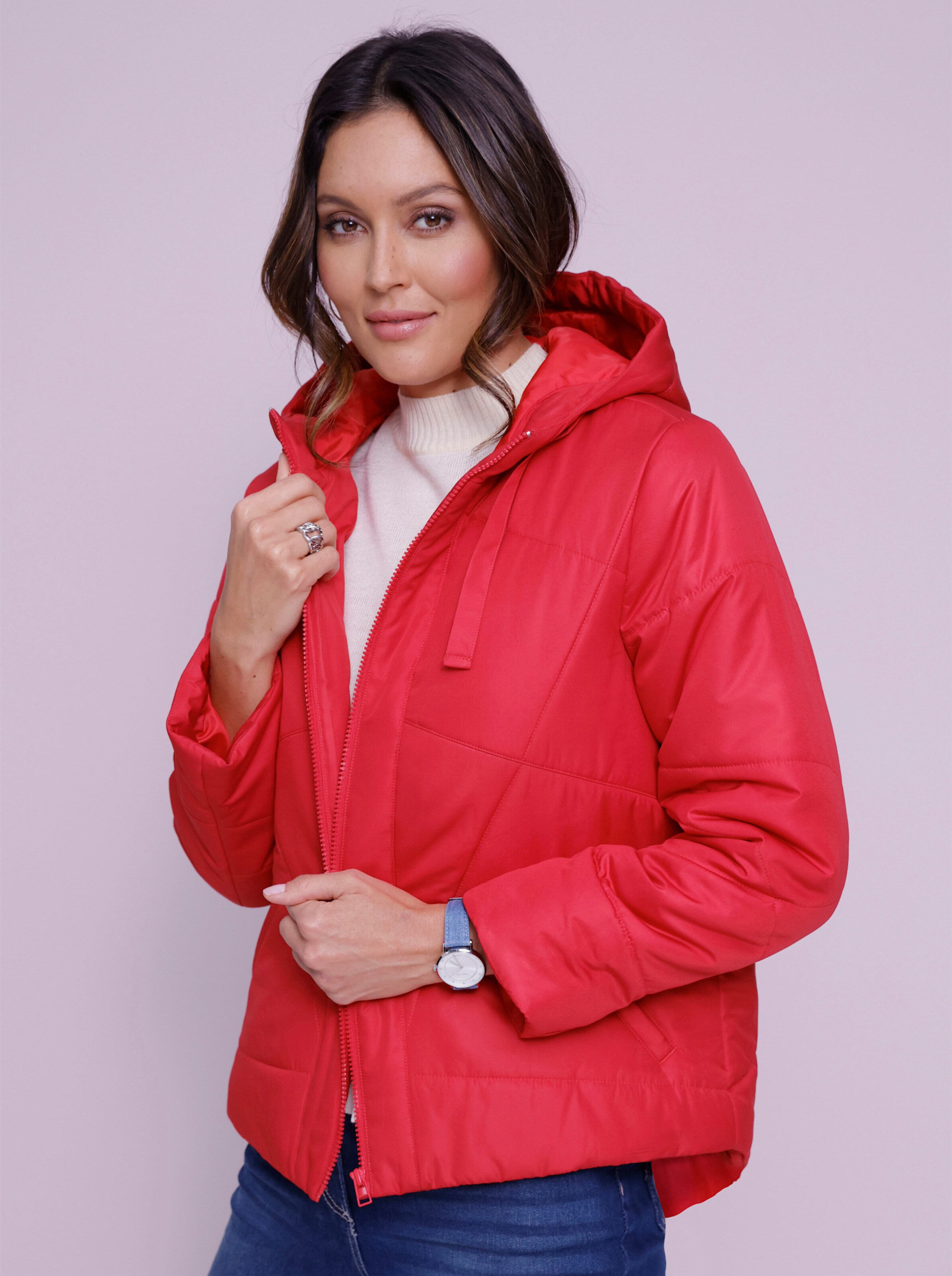 Steppjacke mit Kapuze