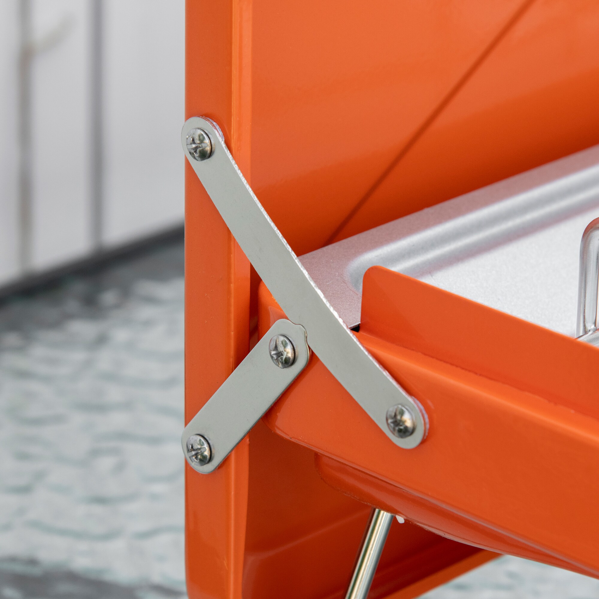 Outsunny Gasgrill mit Kofferdesign für leichten Transport orange 46,5L x 33,5B x 17,4H cm